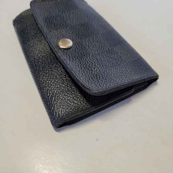 Authentic Louis Vuitton Damier Multicles 6 Key Hooks Case Graphite Small Check - Picture 10 of 10